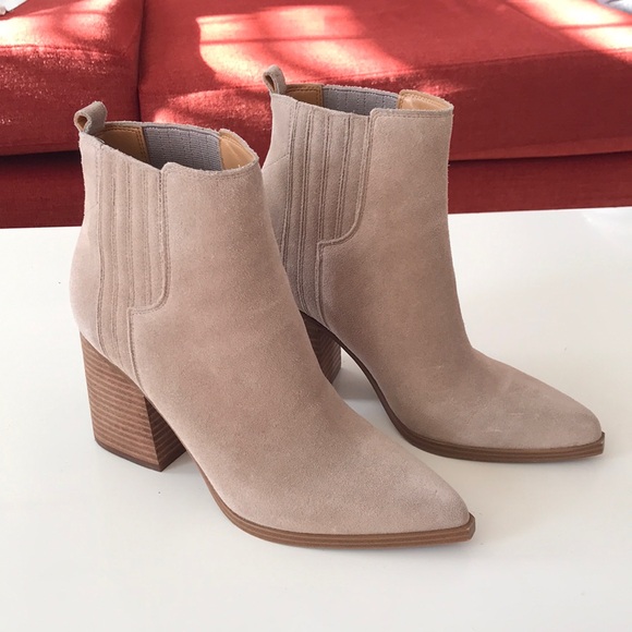 Marc Fisher suede pointed toe booties - Picture 1 of 4